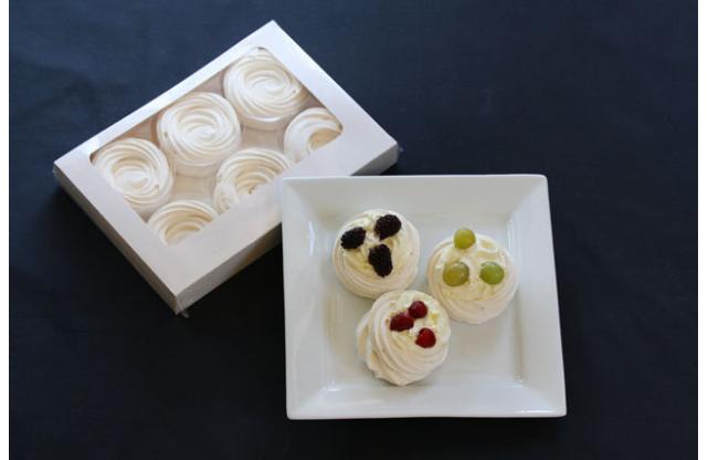Large Pavlova nests decorated product and packaging shot 1